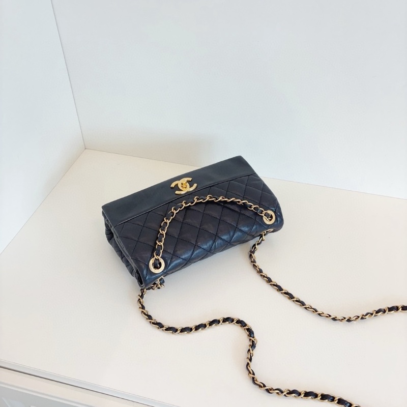 Chanel 黑金油臘皮拼光面牛皮 季節CF 口蓋包 25*17*6  98新配件塵袋-5