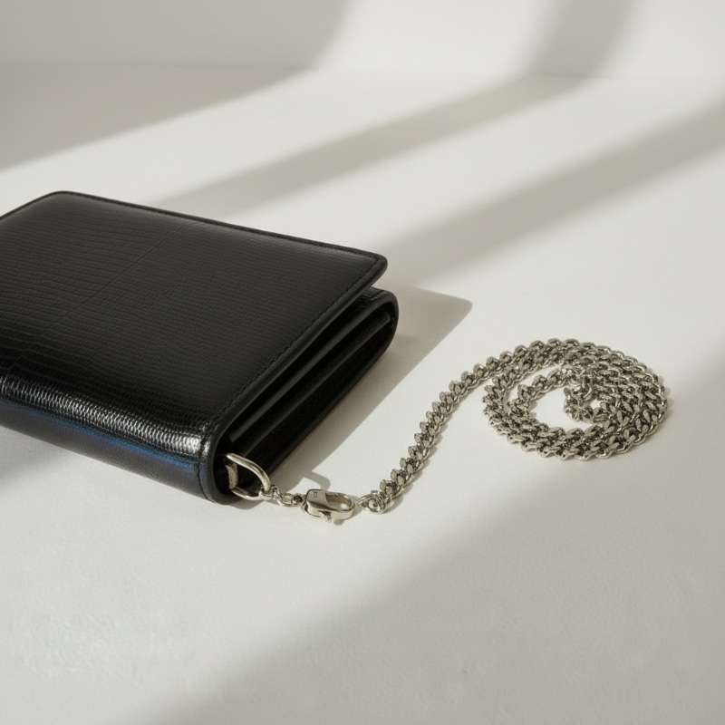 【二手 95 新】Alexander McQueen 亞歷山大麥昆骷髏頭鍊帶手拿包/皮夾-23