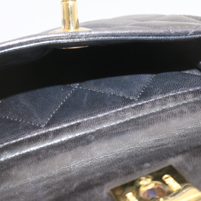 【日本直送】香奈兒 (CHANEL) 絎縫皮革雙肩包，黑色金色，CC標誌，貨號ar4662M-16