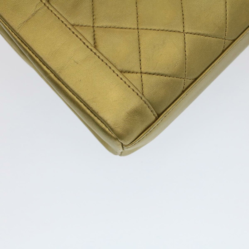 【日本直送】香奈兒 (CHANEL) Matelasse Turn Lock 鏈條單肩包，羊皮材質，金色雙C標誌，貨號 51274SAM-15
