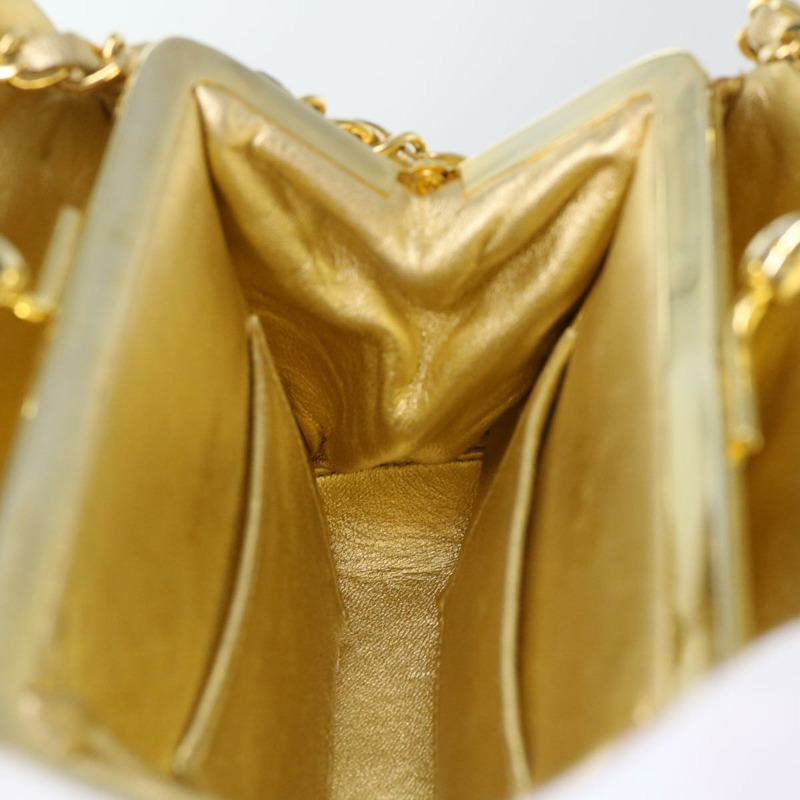 【日本直送】香奈兒 (CHANEL) 絎縫鏈條肩背包，皮革材質，金色雙C標誌，正品編號 53015SAM-22