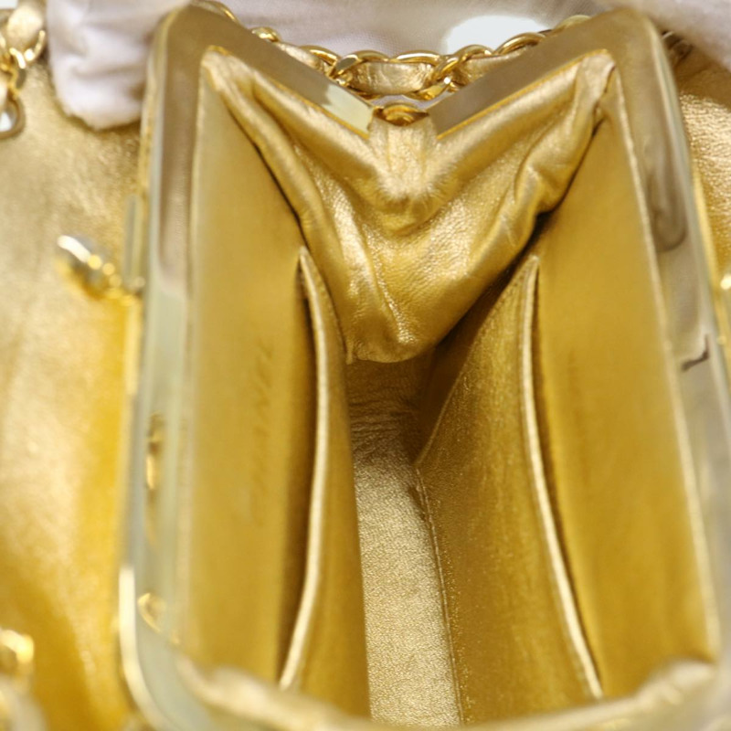 【日本直送】香奈兒 (CHANEL) 絎縫鏈條肩背包，皮革材質，金色雙C標誌，正品編號 53015SAM-23