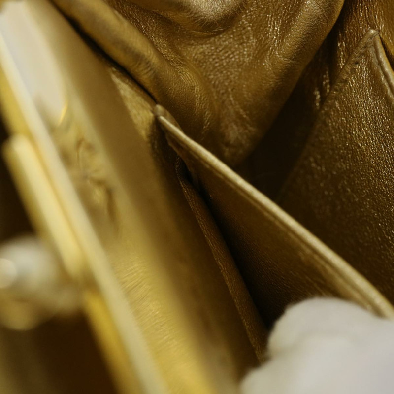 【日本直送】香奈兒 (CHANEL) 絎縫鏈條肩背包，皮革材質，金色雙C標誌，正品編號 53015SAM-25