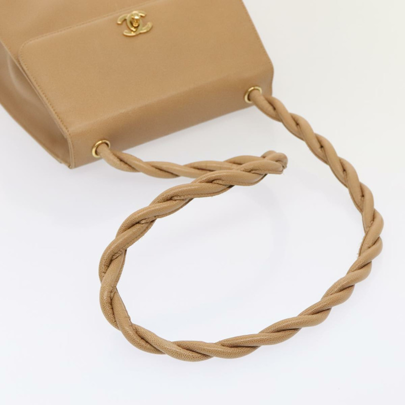 【日本直送】香奈兒旋轉鎖單背包，魚子醬紋米色金色CC標誌，正品編號yk14960V-6