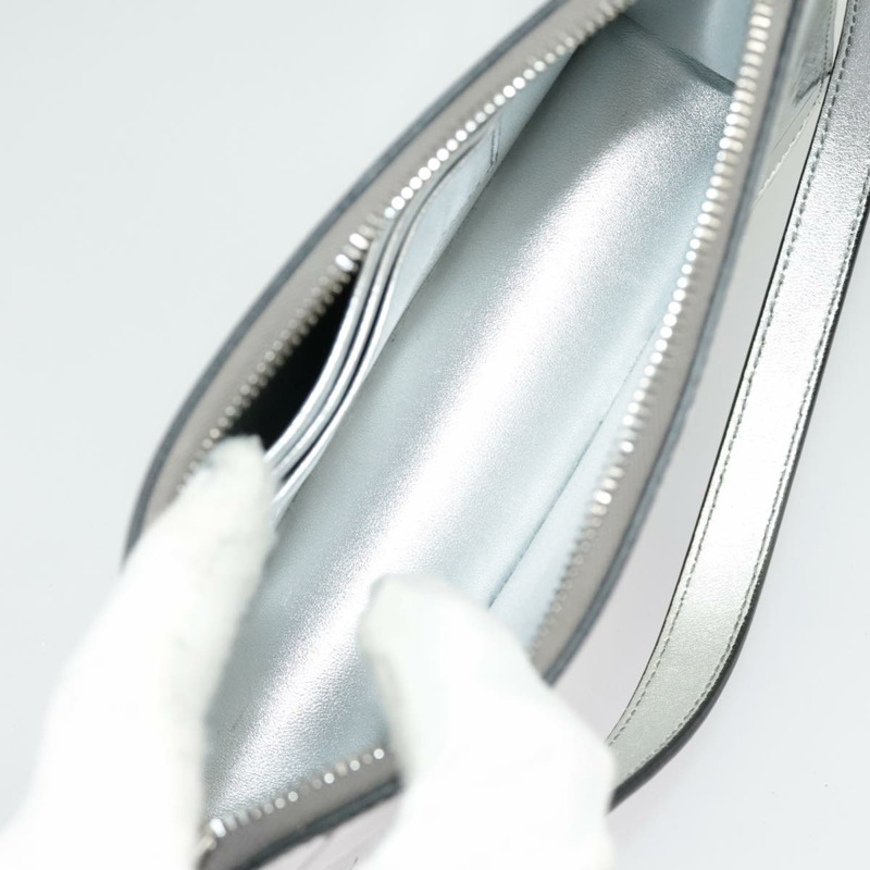 【日本直送】PRADA 金屬皮革銀色配件包 Auth 101052SAM-9