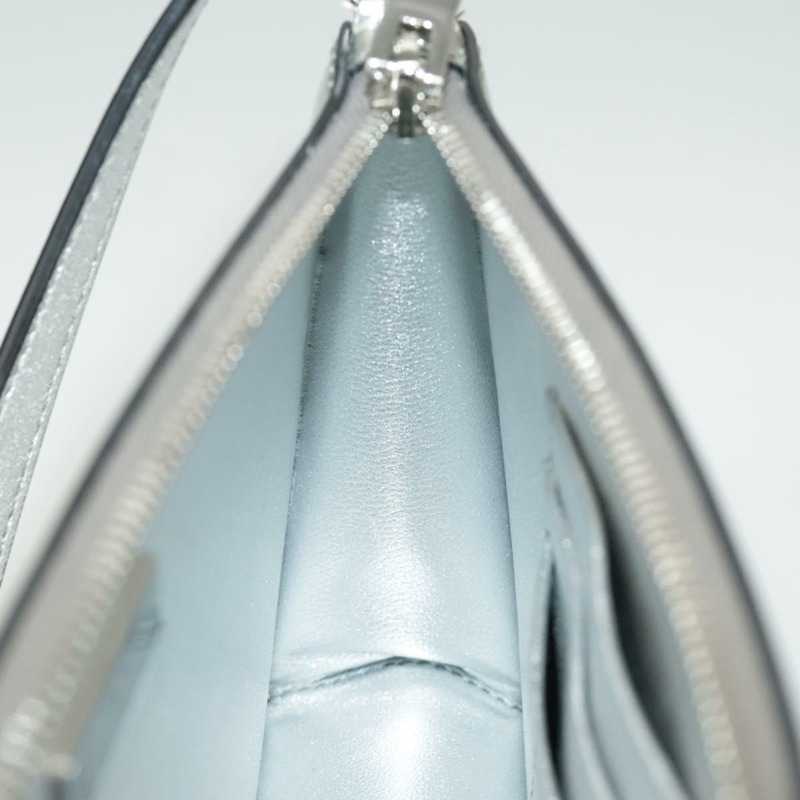 【日本直送】PRADA 金屬皮革銀色配件包 Auth 101052SAM-23