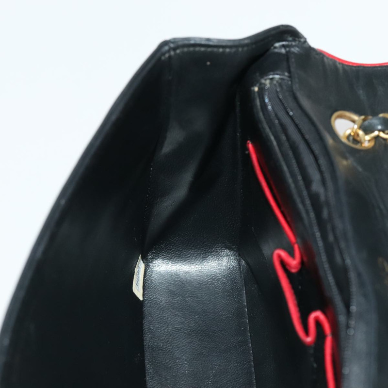 【日本直送】香奈兒 (CHANEL) 絎縫旋扣鏈條包，羊皮材質，黑色金色雙C標誌，正品編號 yk15912V-19