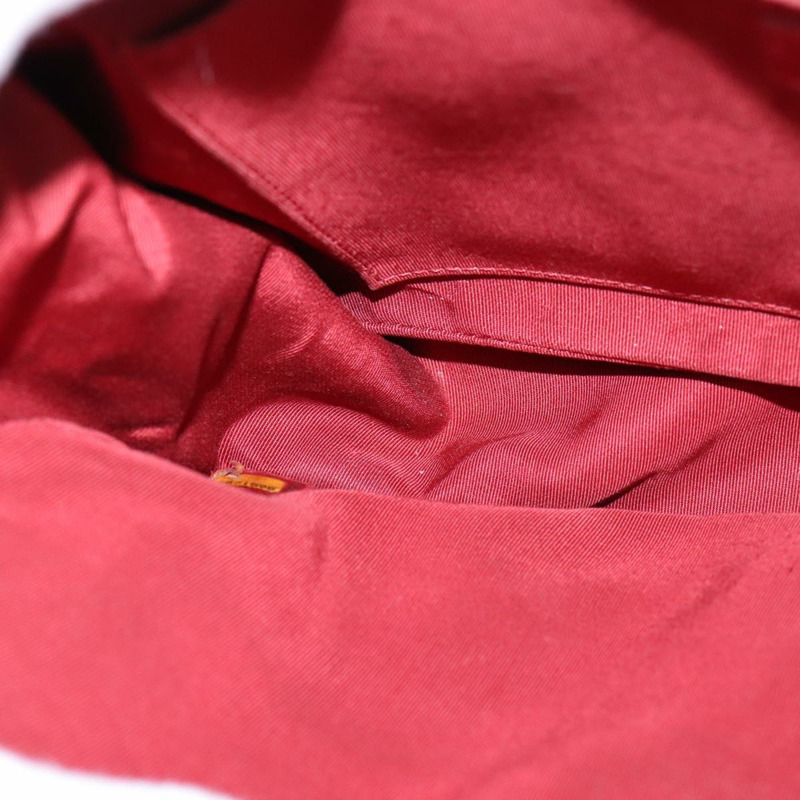 【日本直送】香奈兒 V 字縫線鏈條單肩背包，羊皮材質，紅色，CC 標誌，正品編號 102030SAM-19