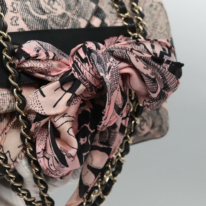 【日本直送】香奈兒 (CHANEL) 鏈條 V 字縫線單肩包，燈芯絨材質，粉紅色，金色雙 C 標誌，貨號 115032SM-16