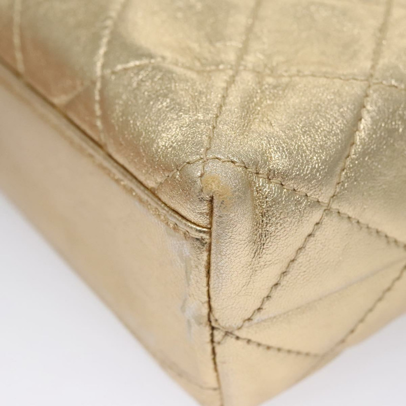 【日本直送】香奈兒 (CHANEL) Matelasse 羊皮單肩包，金色雙C標誌，貨號 114942V-8