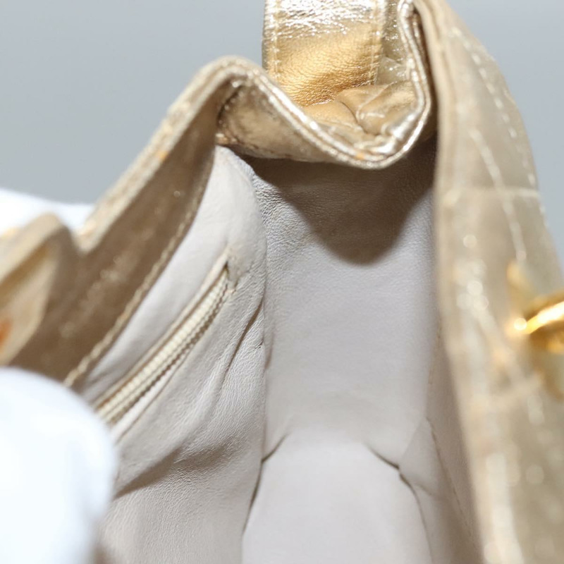 【日本直送】香奈兒 (CHANEL) Matelasse 羊皮單肩包，金色雙C標誌，貨號 114942V-18