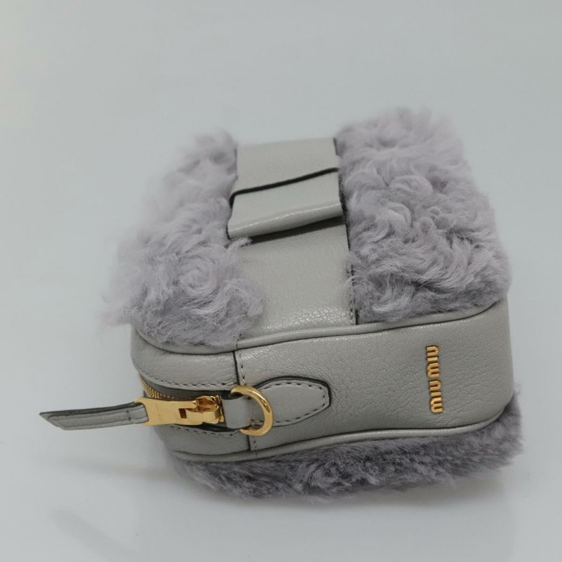 【日本直送】Miu Miu 灰色皮革肩背包 正品 BD1196V-3