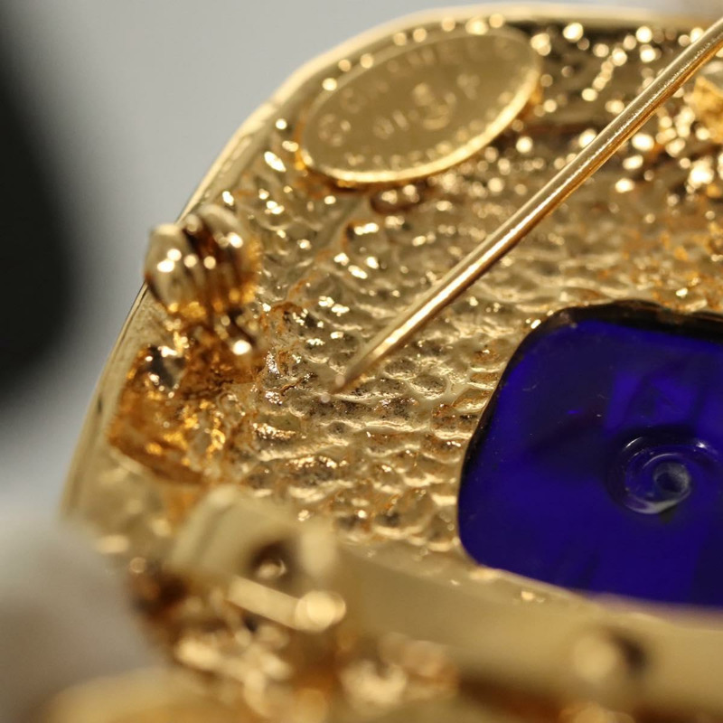 【日本直送】香奈兒 (CHANEL) 金屬金色雙C胸針，正品編號 BA1258SAM-10