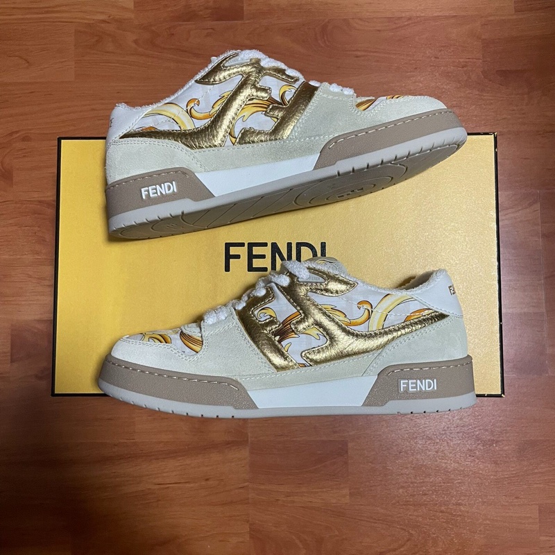 VERSACE/範思哲 x FENDI芬迪聯名板鞋女款 白色 38碼-0