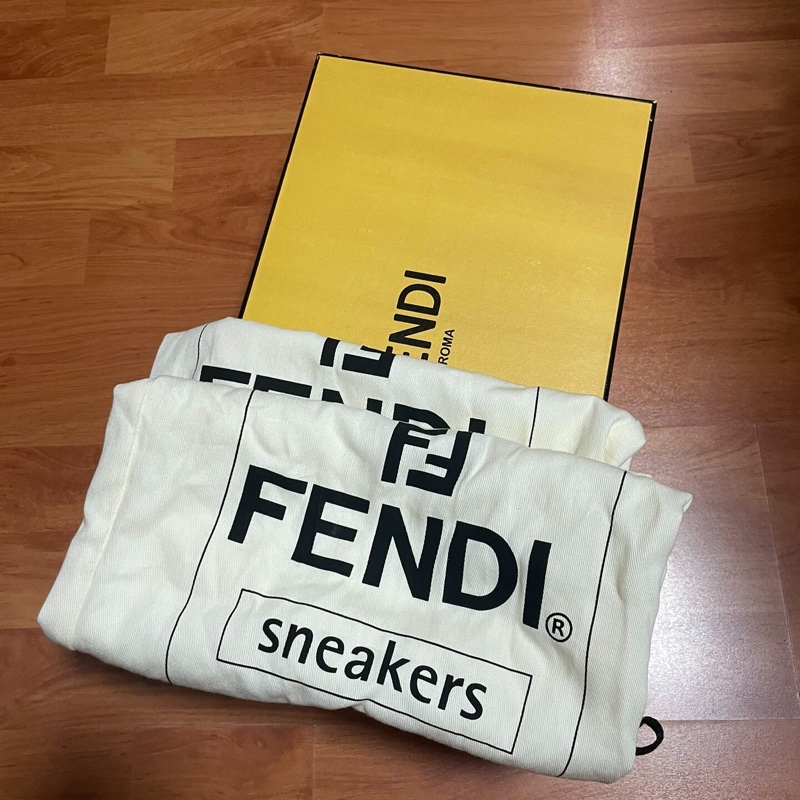 VERSACE/範思哲 x FENDI芬迪聯名板鞋女款 白色 38碼-7