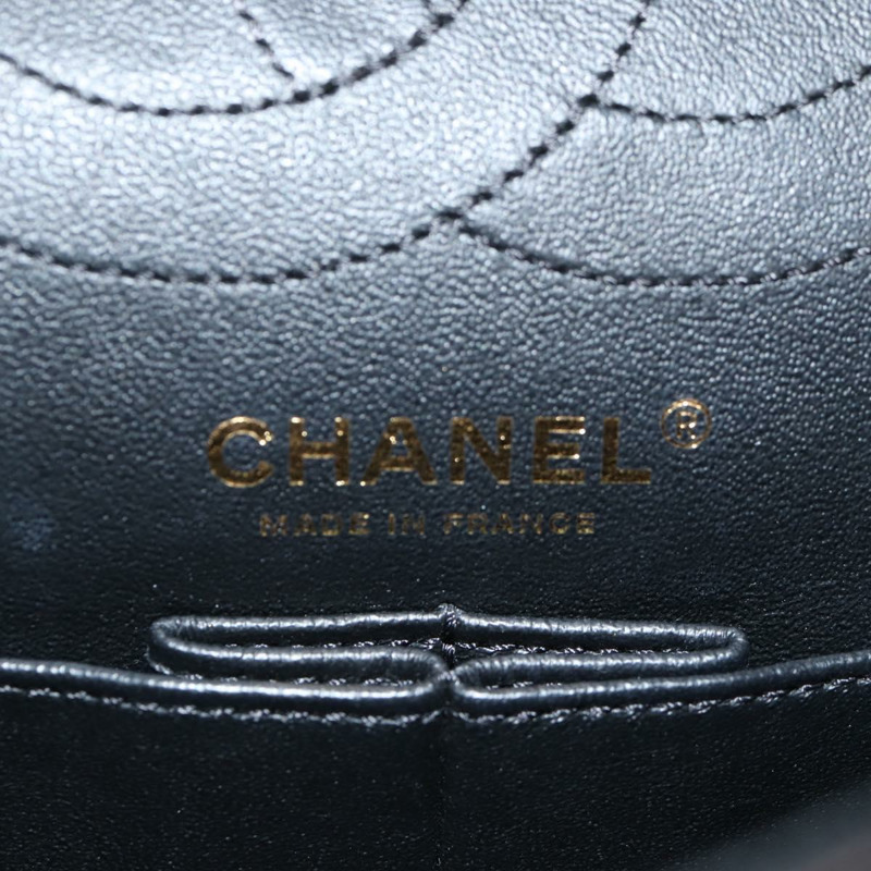 【日本直送】香奈兒 Matelasse 23 鏈條肩背包，斜紋軟呢淺藍色，金色雙C標誌，正品編號 120174SM-25