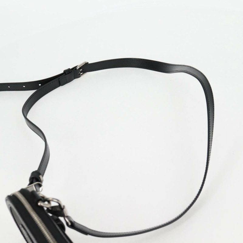 【日本直送】GUCCI GG Supreme 手機支架單肩包 PVC 黑銀 724357 正品 sw385M-13