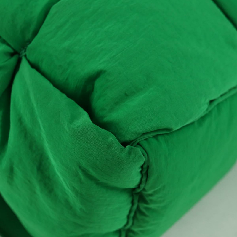 【日本直送】BOTTEGA VENETA MAXI INTRECCIATO 尼龍材質加厚科技卡帶包 Auth 115238M-15