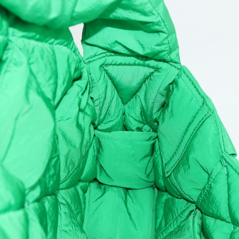 【日本直送】BOTTEGA VENETA MAXI INTRECCIATO 尼龍材質加厚科技卡帶包 Auth 115238M-20