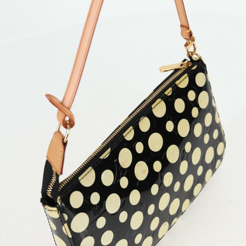 【日本直送】路易威登 Vernis Yayoi Kusama 手拿包配件黑色 M91427 正品 126419SAV-6