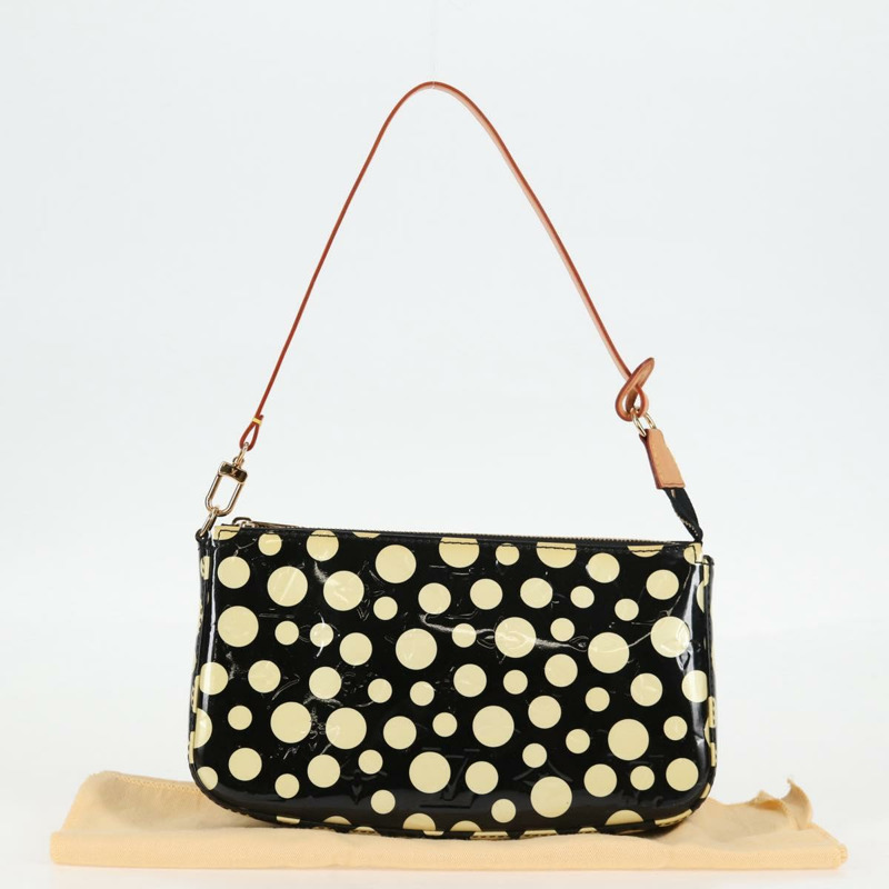【日本直送】路易威登 Vernis Yayoi Kusama 手拿包配件黑色 M91427 正品 126419SAV-11