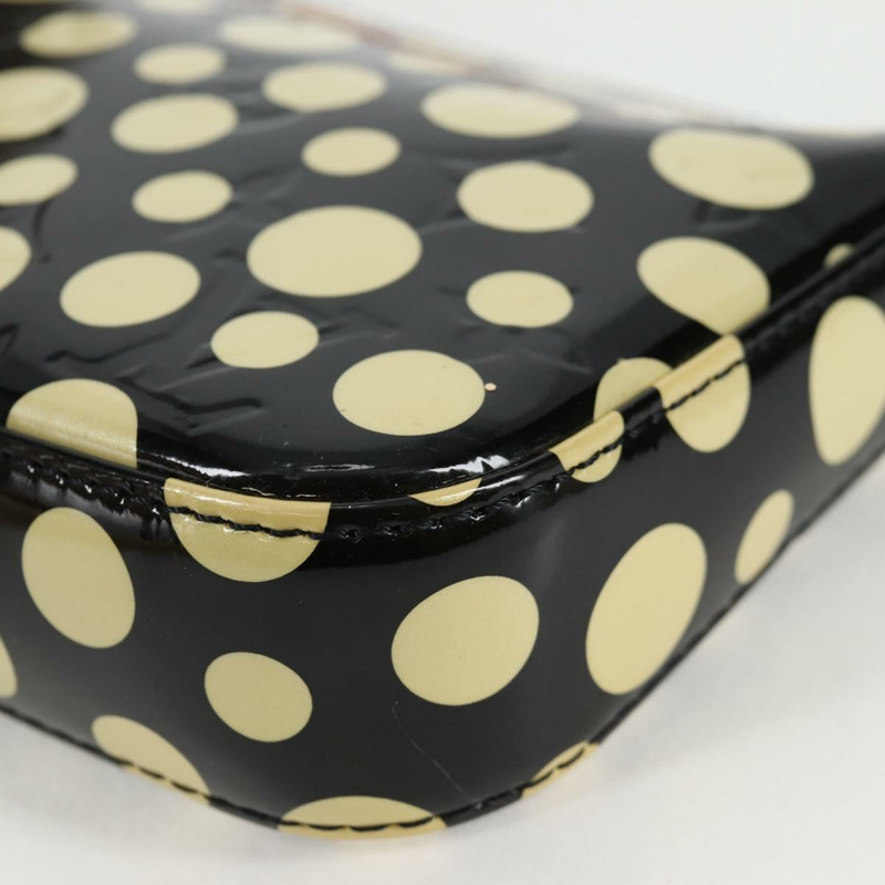 【日本直送】路易威登 Vernis Yayoi Kusama 手拿包配件黑色 M91427 正品 126419SAV-15