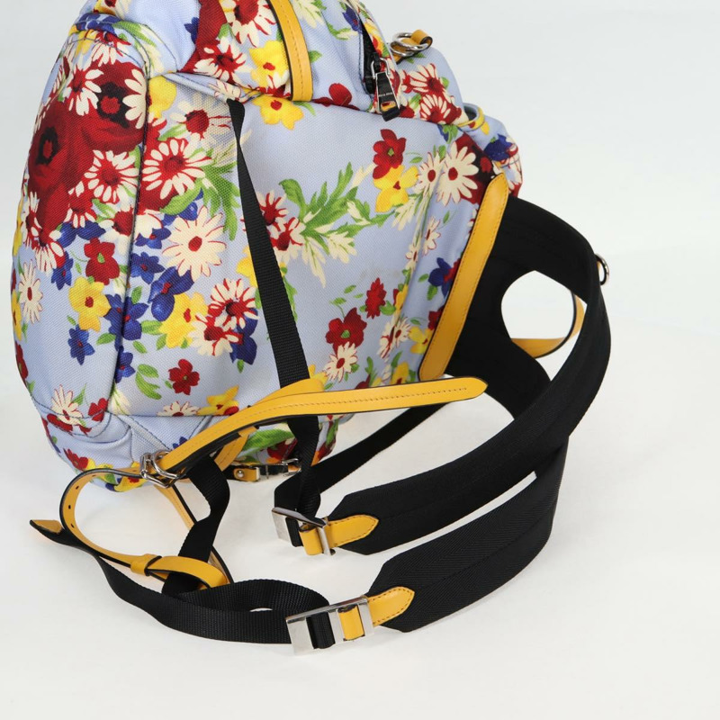 【日本直送】Miu Miu帆布雙肩包，淺藍/銀色，正品編號119229SAM-6