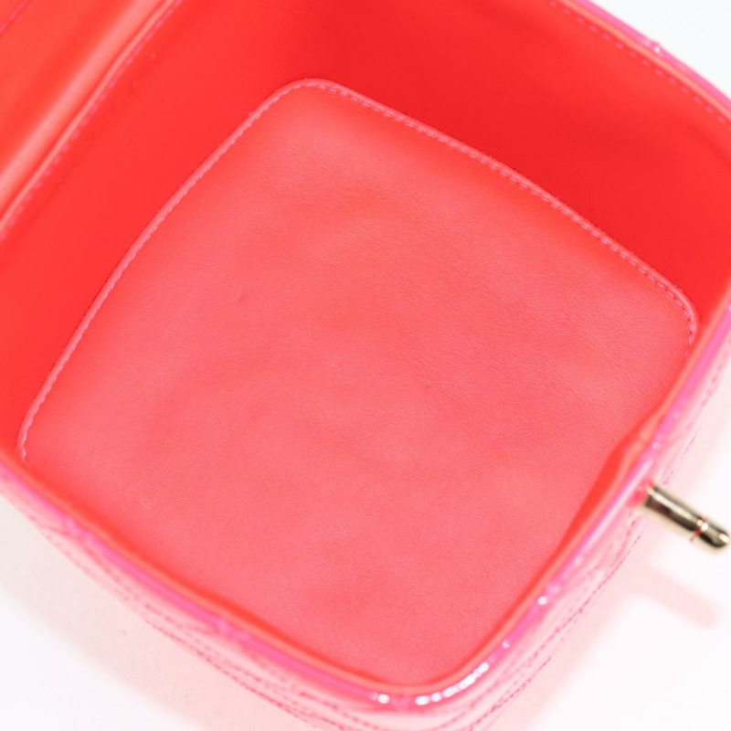 【日本直送】香奈兒 (CHANEL) Matelasse Vanity Pouch Enamel Pink Gold CC Auth 123518SAM-8