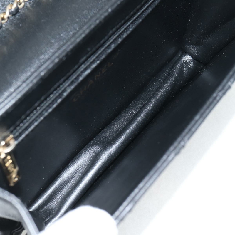 【日本直送】香奈兒 (CHANEL) 絎縫鏈條肩背包，羊皮材質，黑色，金色雙C標誌，正品編號 127542SAM-10