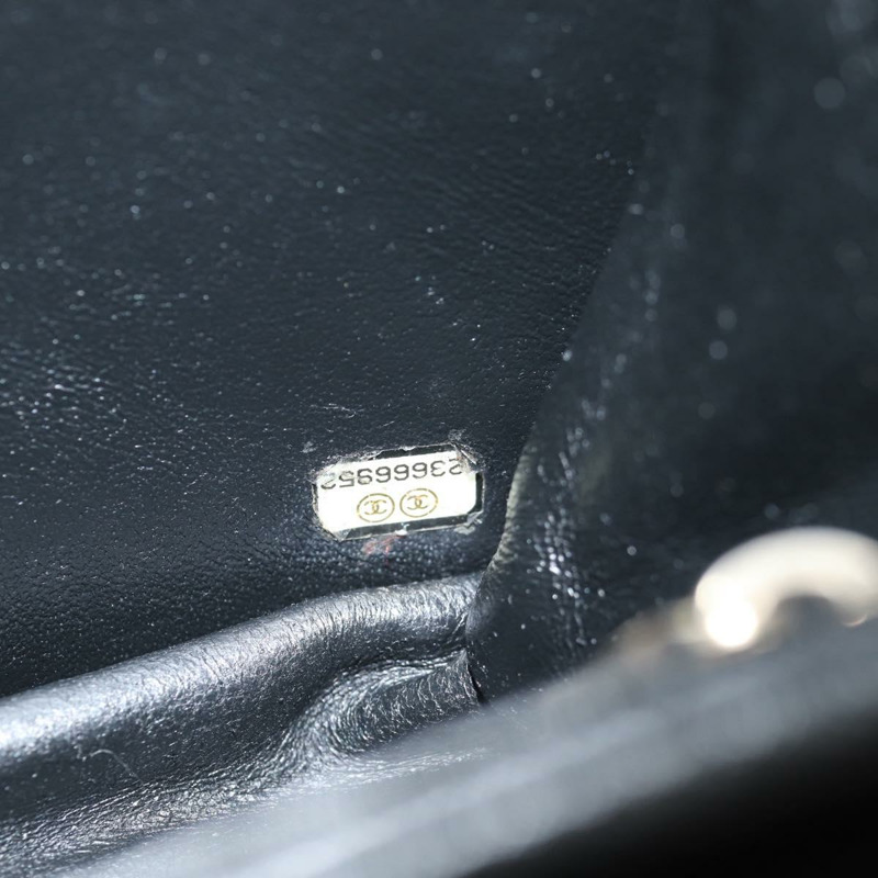 【日本直送】香奈兒 (CHANEL) 絎縫鏈條肩背包，羊皮材質，黑色，金色雙C標誌，正品編號 127542SAM-11