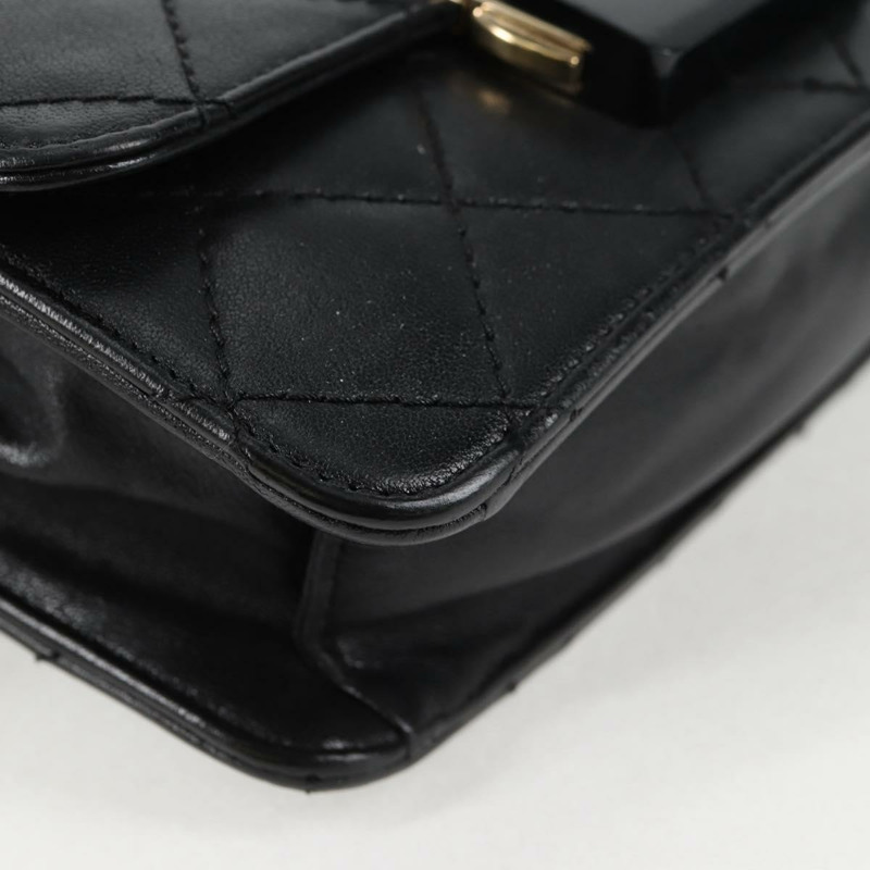 【日本直送】香奈兒 (CHANEL) 絎縫鏈條肩背包，羊皮材質，黑色，金色雙C標誌，正品編號 127542SAM-13