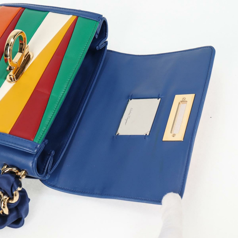 【日本直送】Salvatore Ferragamo Gancini 鏈條單肩包，皮革材質，藍色金色，正品，貨號 131644SM-19