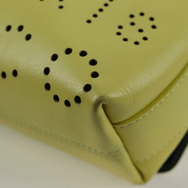 【日本直送】香奈兒 (CHANEL) 鏈條肩背包，皮革材質，黃色，雙C標誌，貨號 130486SM-16