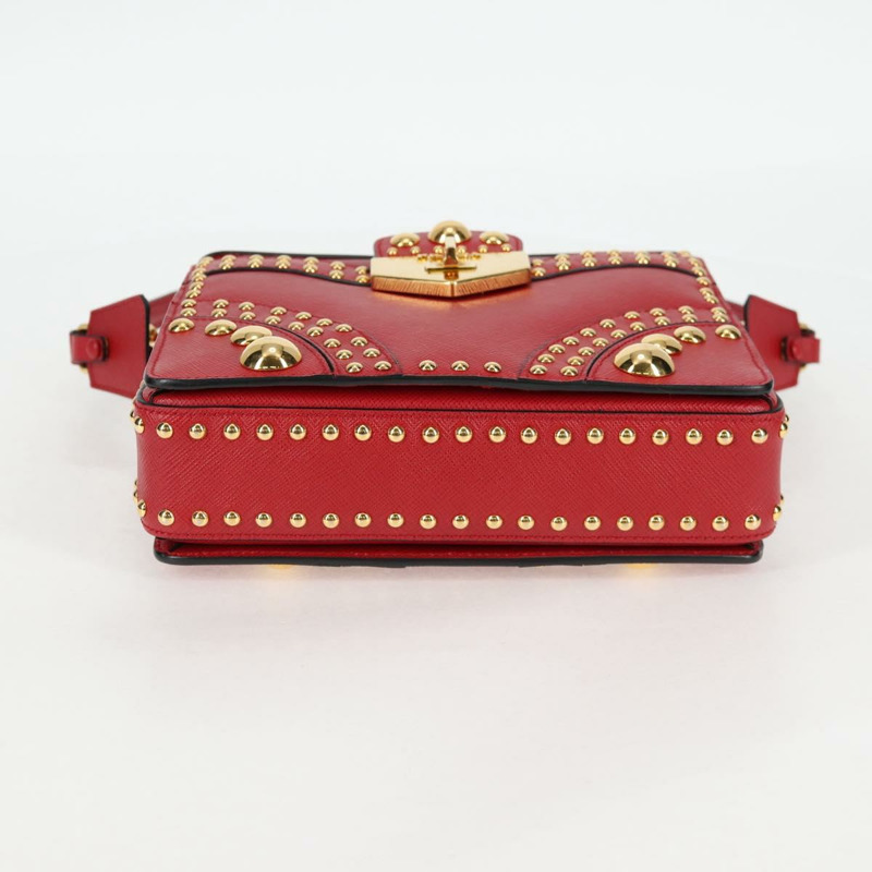 【日本直送】PRADA Safiano 皮革紅色金色肩包，正品編號 131786SAM-4