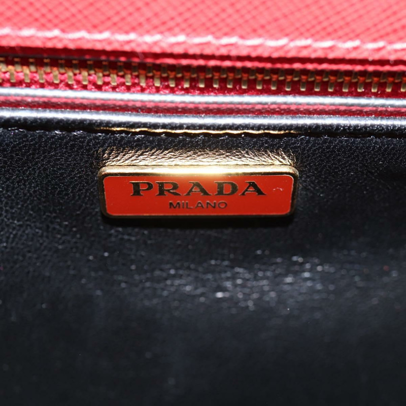 【日本直送】PRADA Safiano 皮革紅色金色肩包，正品編號 131786SAM-17