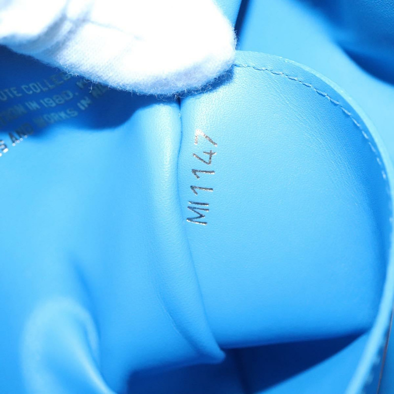 【日本直送】路易威登 Celty Pochette Plat Pouch Koons Rubens M64617 LV Auth 132961SM-10