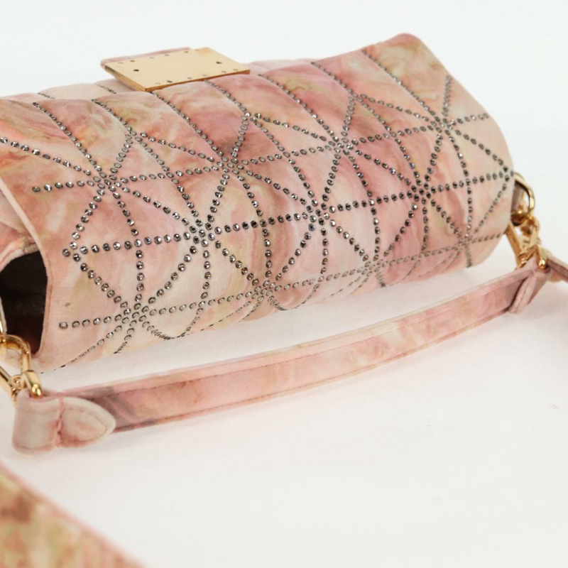 【日本直送】FENDI 假期限量版 Mamma Baguette 手袋，絲絨材質，粉金配色，兩用款，正品編號 132928SAM-5