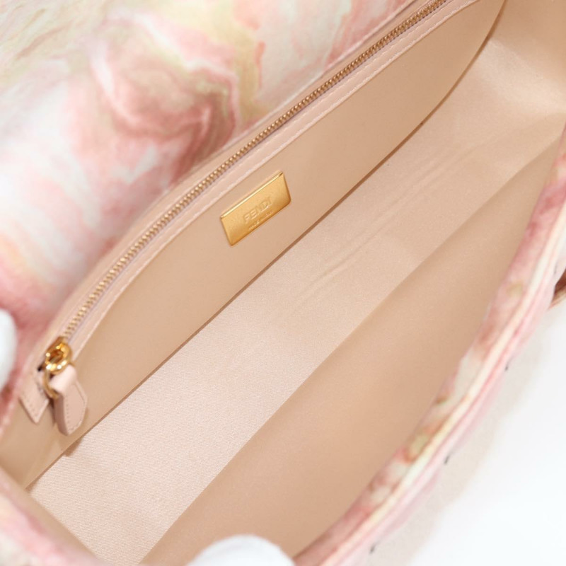 【日本直送】FENDI 假期限量版 Mamma Baguette 手袋，絲絨材質，粉金配色，兩用款，正品編號 132928SAM-9