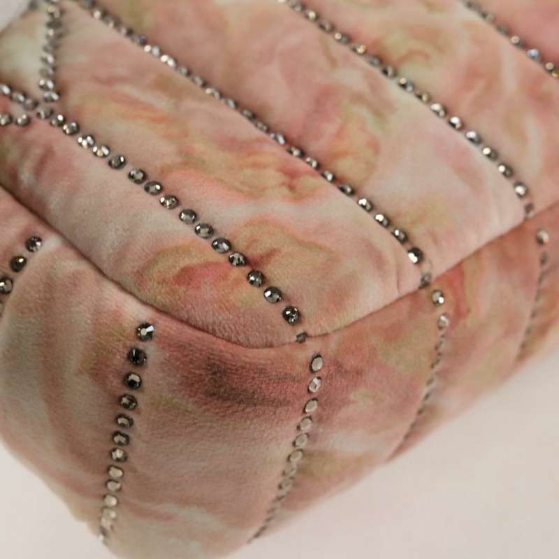 【日本直送】FENDI 假期限量版 Mamma Baguette 手袋，絲絨材質，粉金配色，兩用款，正品編號 132928SAM-16