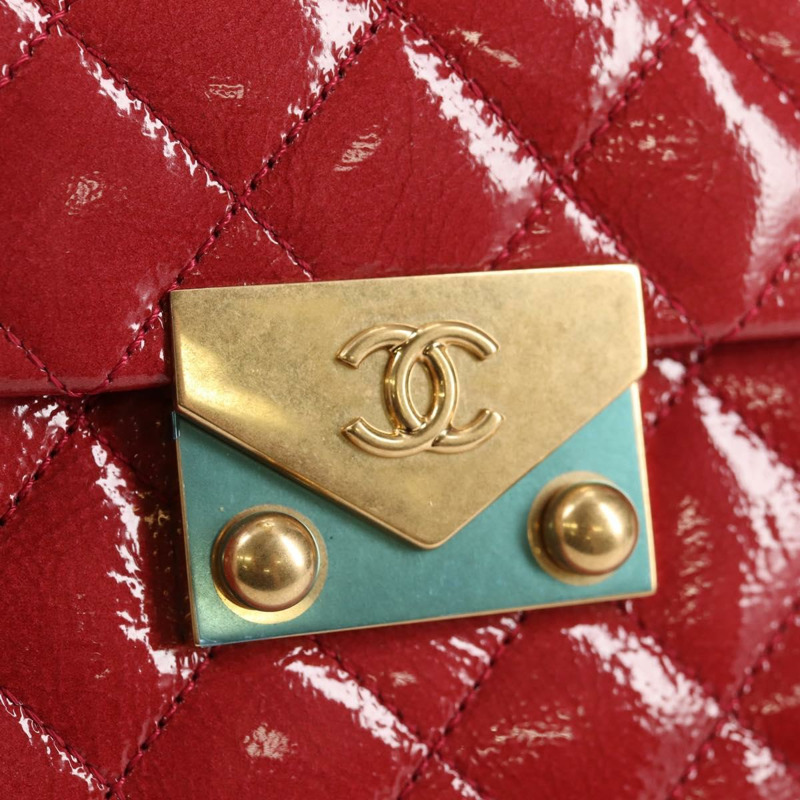 【日本直送】香奈兒 (CHANEL) 琺瑯粉色金 CC 鏈條肩背包 Auth 138996SAM-18