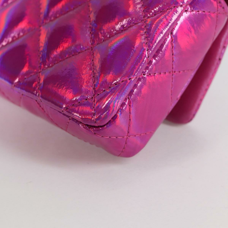 【日本直送】香奈兒 Matelasse 手拿包，漆皮材質，粉紅銀色雙C標誌，正品編號 bs29324SM-17