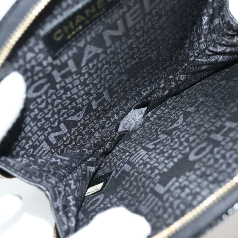 【日本直送】香奈兒漆皮黑色雙C標誌手拿包 Auth 136541SM-9