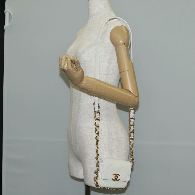 【日本直送】香奈兒鏈絎縫單肩包，羊皮材質，白色金色雙C標誌，正品編號140124SAM-25