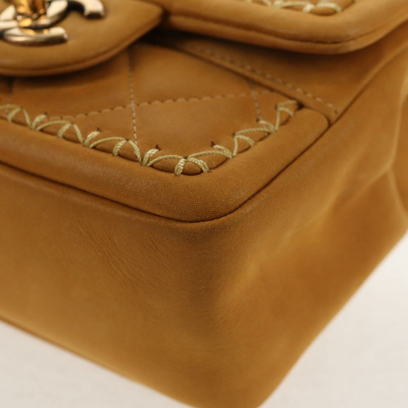 【日本直送】香奈兒鏈條肩背包，麂皮材質，金色，CC標誌，正品編號145362SAM-15