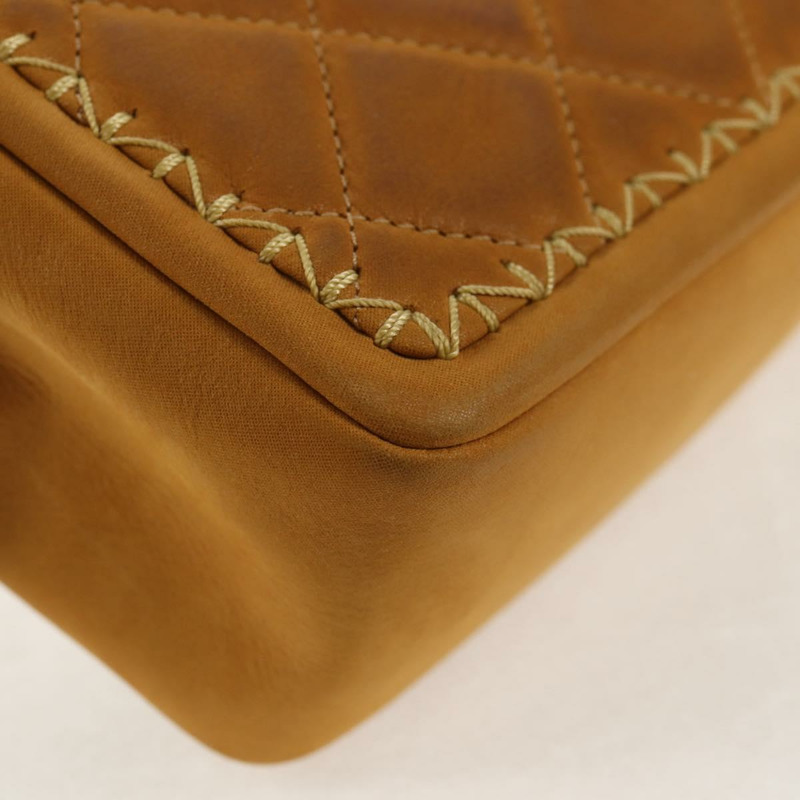 【日本直送】香奈兒鏈條肩背包，麂皮材質，金色，CC標誌，正品編號145362SAM-16