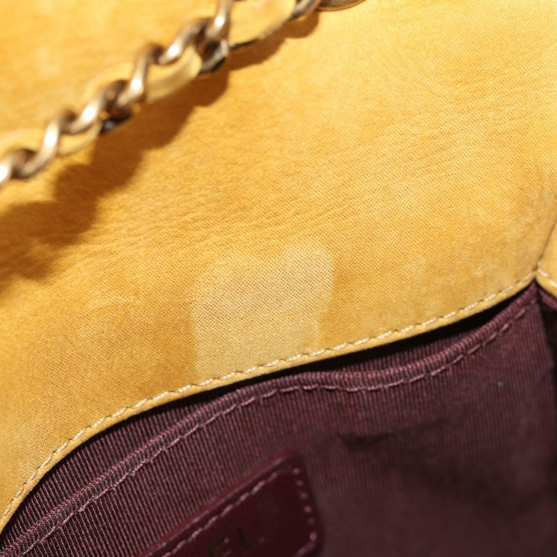 【日本直送】香奈兒鏈條肩背包，麂皮材質，金色，CC標誌，正品編號145362SAM-23