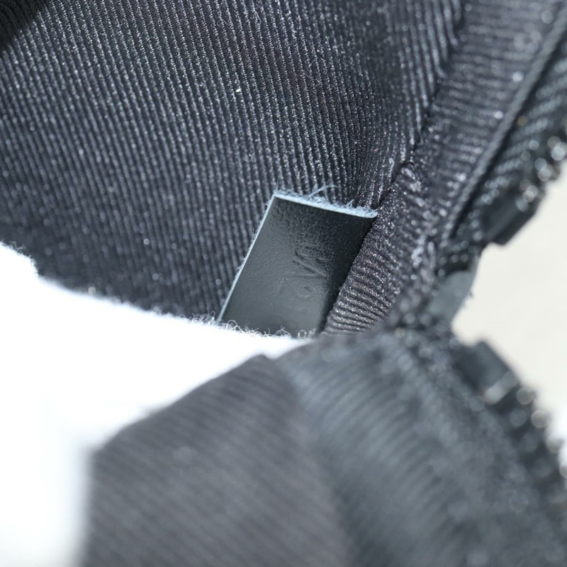 【日本直送】路易威登 Taiga Rainbow Danube 斜背包 黑色 M30332 LV 正品 146086SAM-10