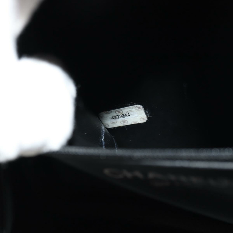 【日本直送】香奈兒 COCO 標誌化妝包，魚子醬皮，黑色，金色雙C標誌，正品編號 146602V-11