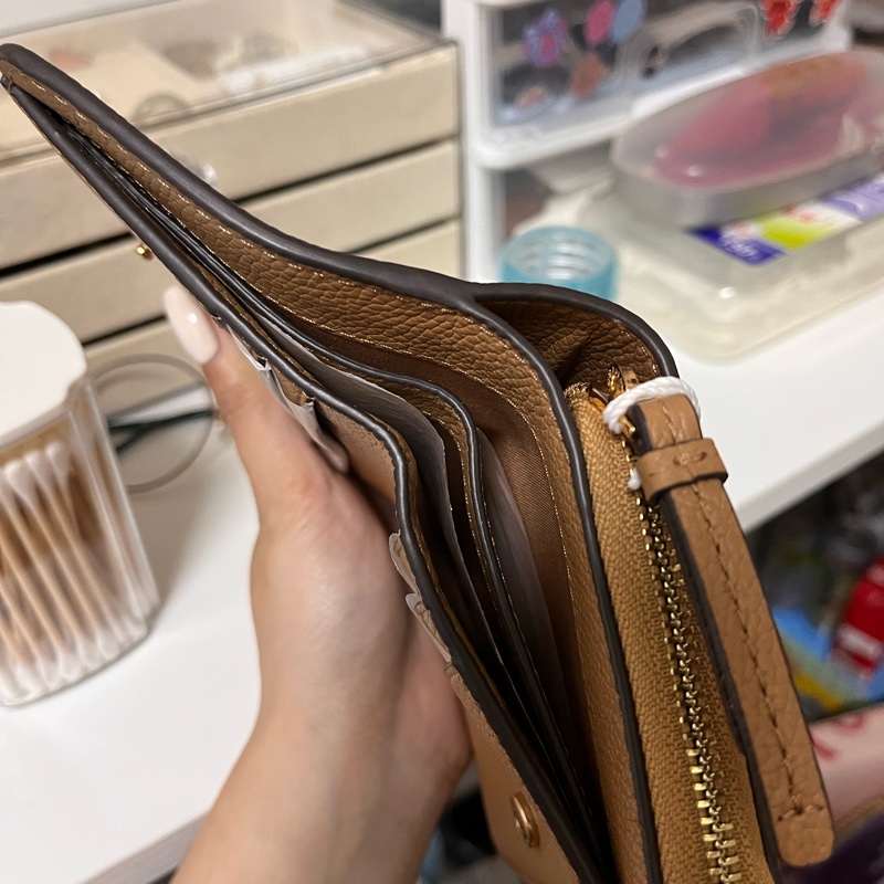 全新TB短夾 卡其色-2