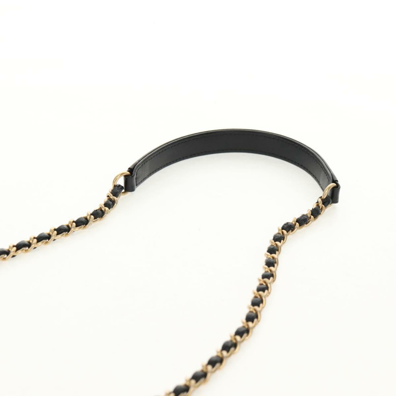 【日本直送】香奈兒 CC 鏤空鏈條化妝包 魚子醬皮 米色 金色 CC 標誌 正品 fm4940SM-15